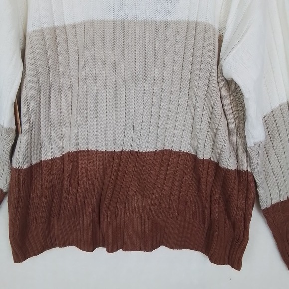 Plus Size Acrylic Cardigan Sweater Size 2X White, Brown, Tan Colorblock - Picture 7 of 11